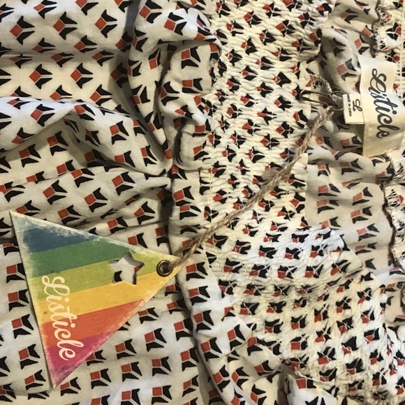 Top - Picture 2 of 3